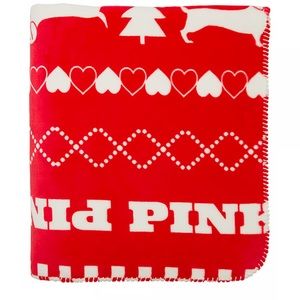 VICTORIA'S SECRET
Cozy-Plush Blanket